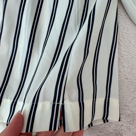 J. Crew Mercantile Off-The-Shoulder Bow Blouse SZ M Striped Navy & Cream - Picture 9 of 15